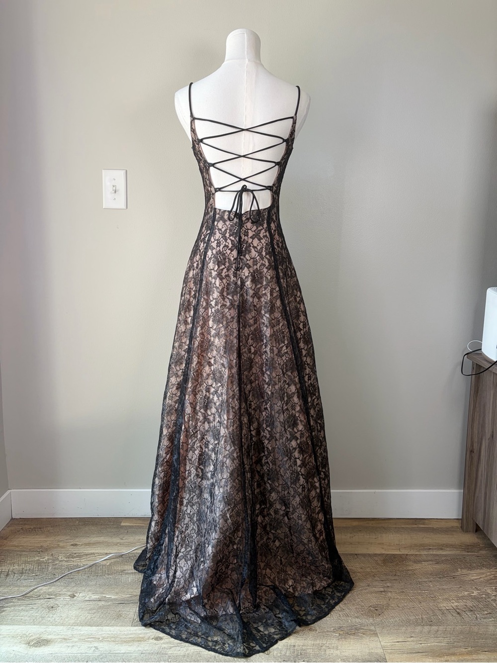 Vintage City Triangles Black Lace Overlay Nude Lace Up Gown Romantic 90s Prom - Picture 4 of 13